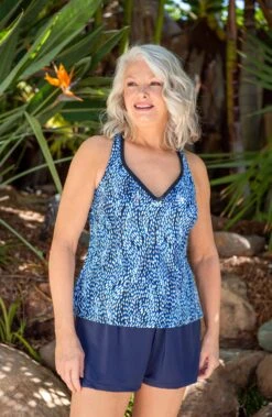 Tidal Wave V-Neck Racer Back Tankini Top -Swimming Equipment Sale MM3CB27 BLK Shot 12 Shot 12 034 Web scaled